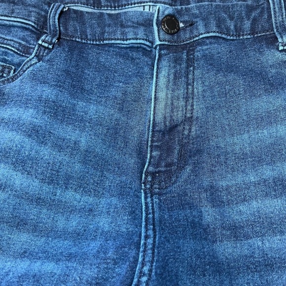 Simply Vera Vera Wang Cropped Blue Jeans Womens 18W Denim Casual Everyday - Picture 8 of 15